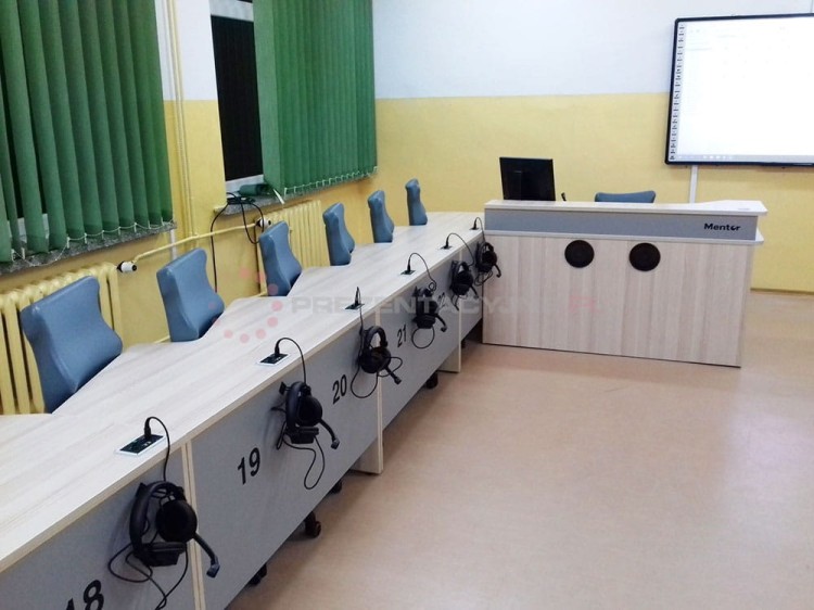 Pracownia językowa PRACTICE